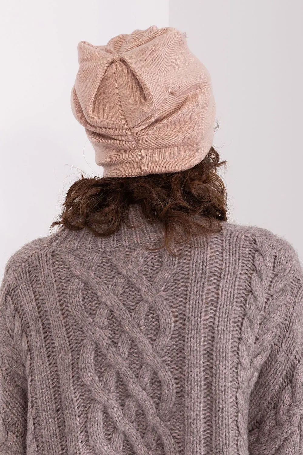 Women's beanie hat with cashmere
