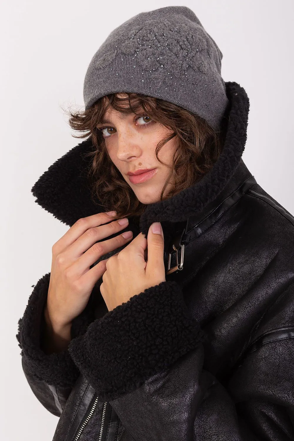 Women's beanie hat with cashmere