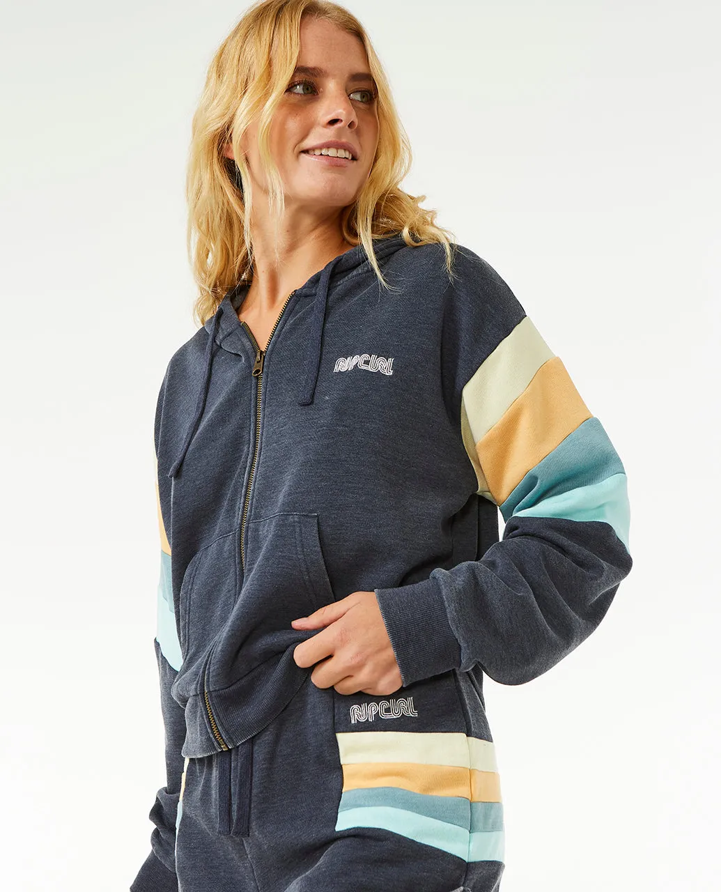 WOMEN'S BLOCK PARTY TRACK SHORT - NAVY