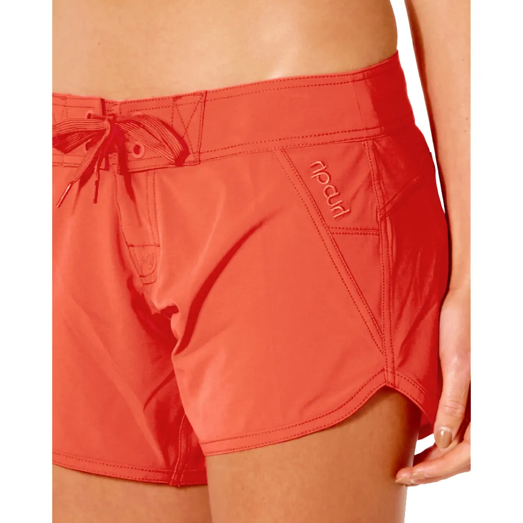 Women's Classic Surf 5 in Boardshorts