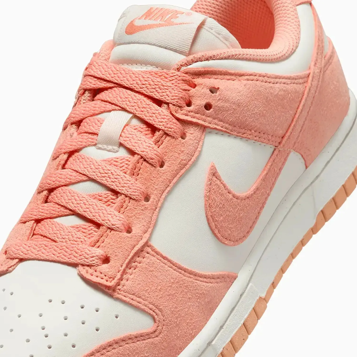Women's Dunk Low "Apricot Agate"