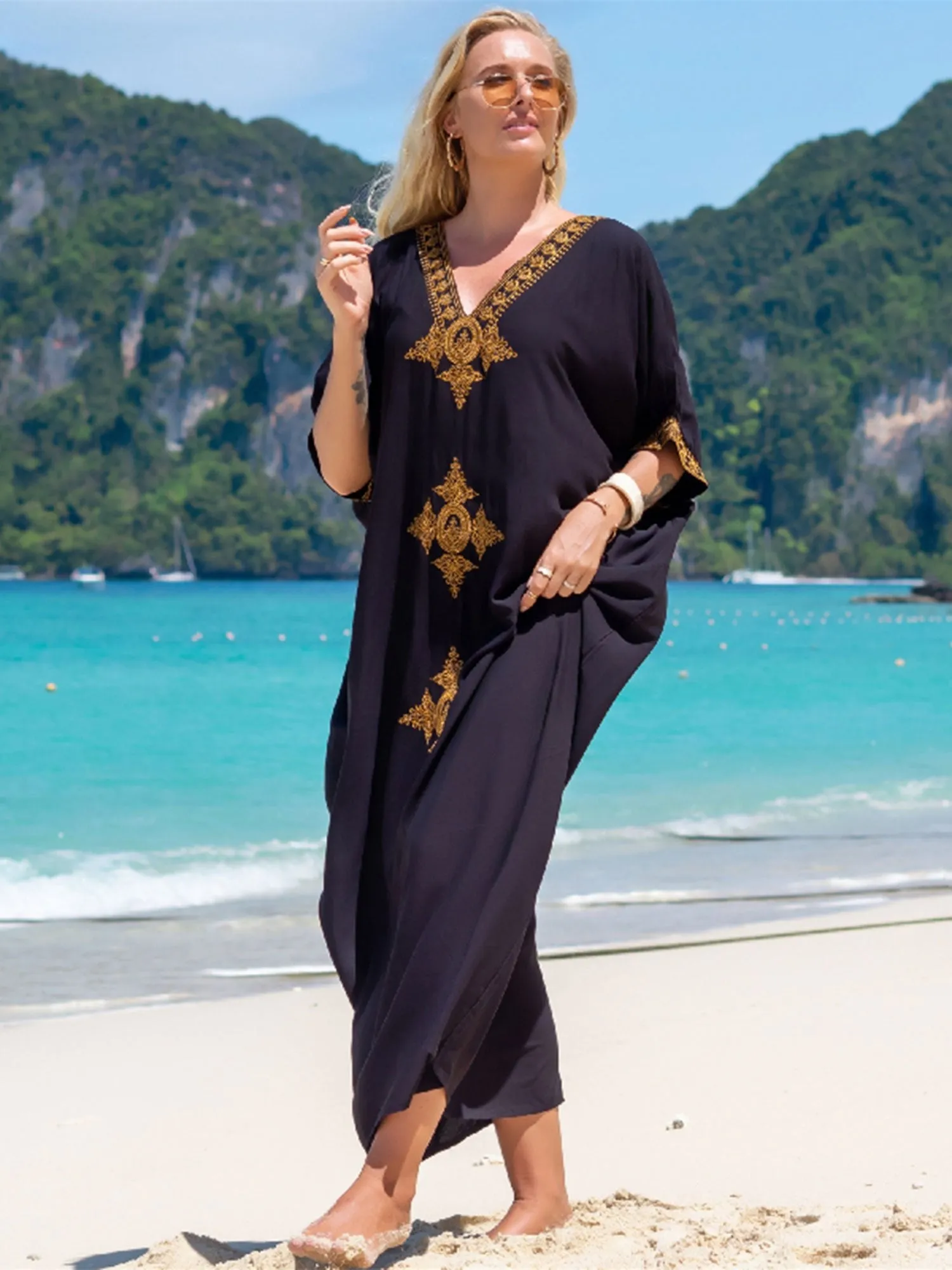 Women's Elegant Embroidered Retro V-neck White Dress