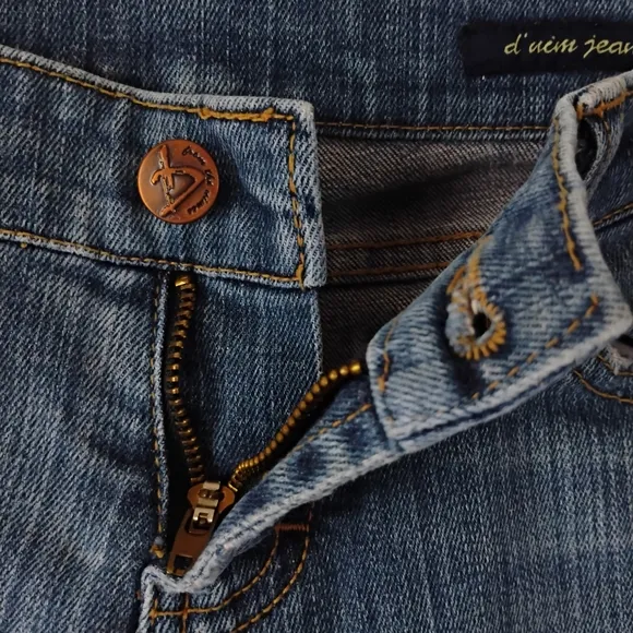 Women's Vintage Y2K Distressed Ripped Denim Flared Boot cut Medium Wash Jeans
