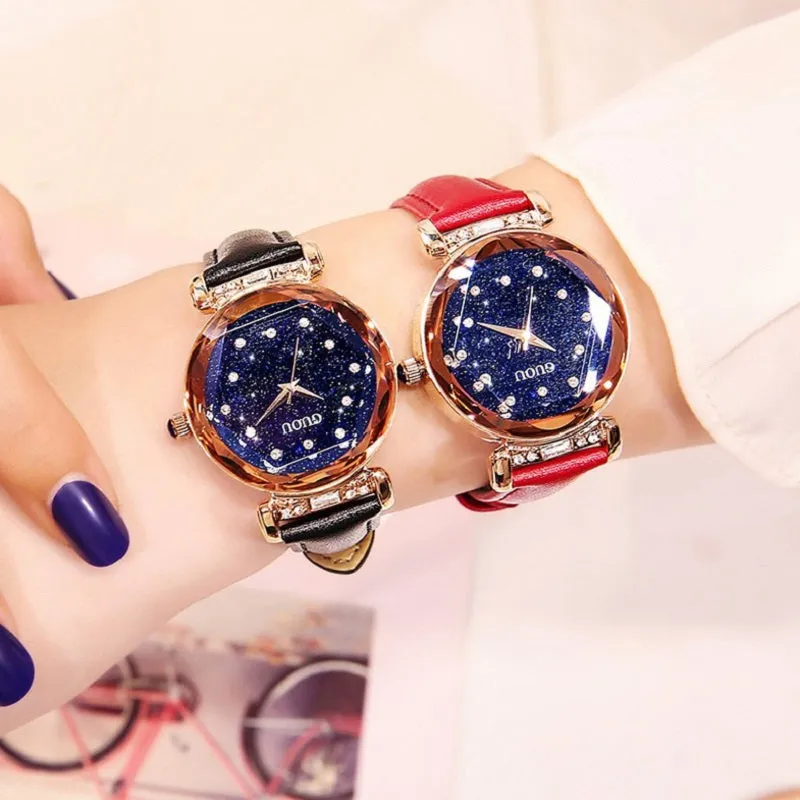 Women's Watch Full of Shining Stars Pattern large dial leather strap elegant watch